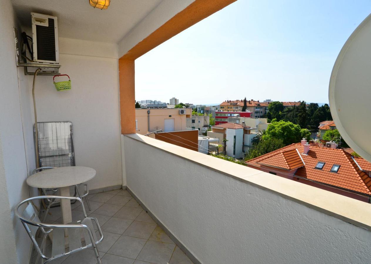Apartments Bella Vista Split Room photo
