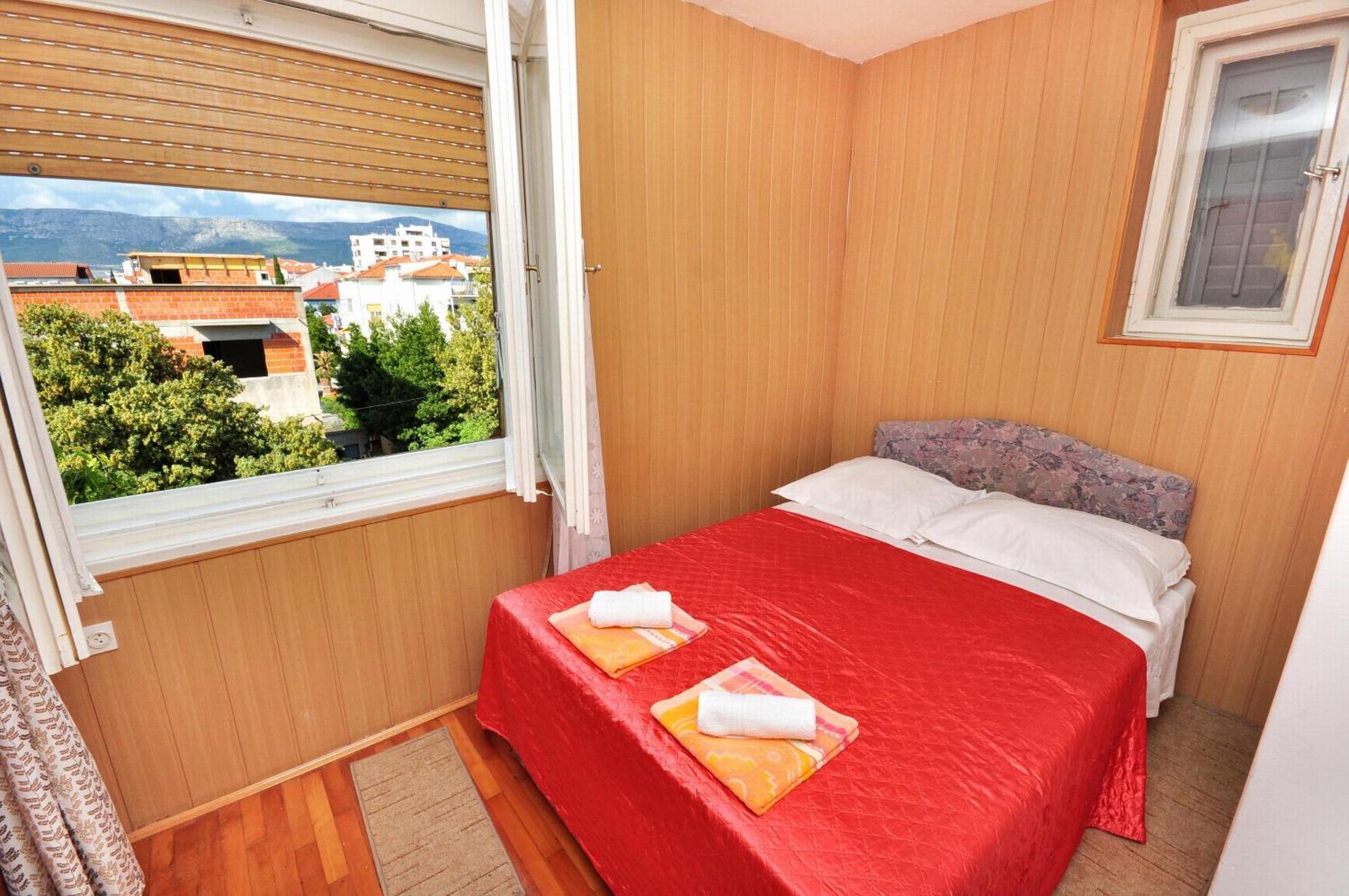Apartments Bella Vista Split Room photo